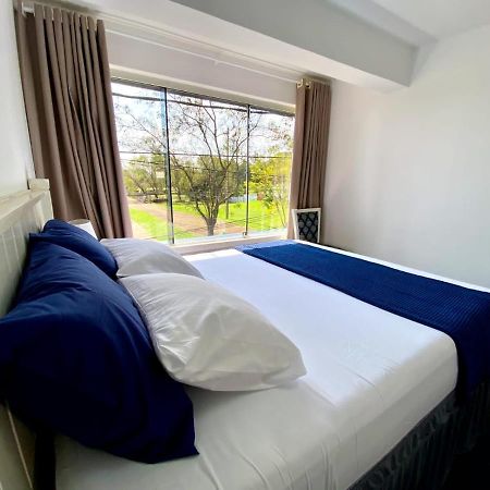 Hotel Renty Beach Encarnación Екстериор снимка