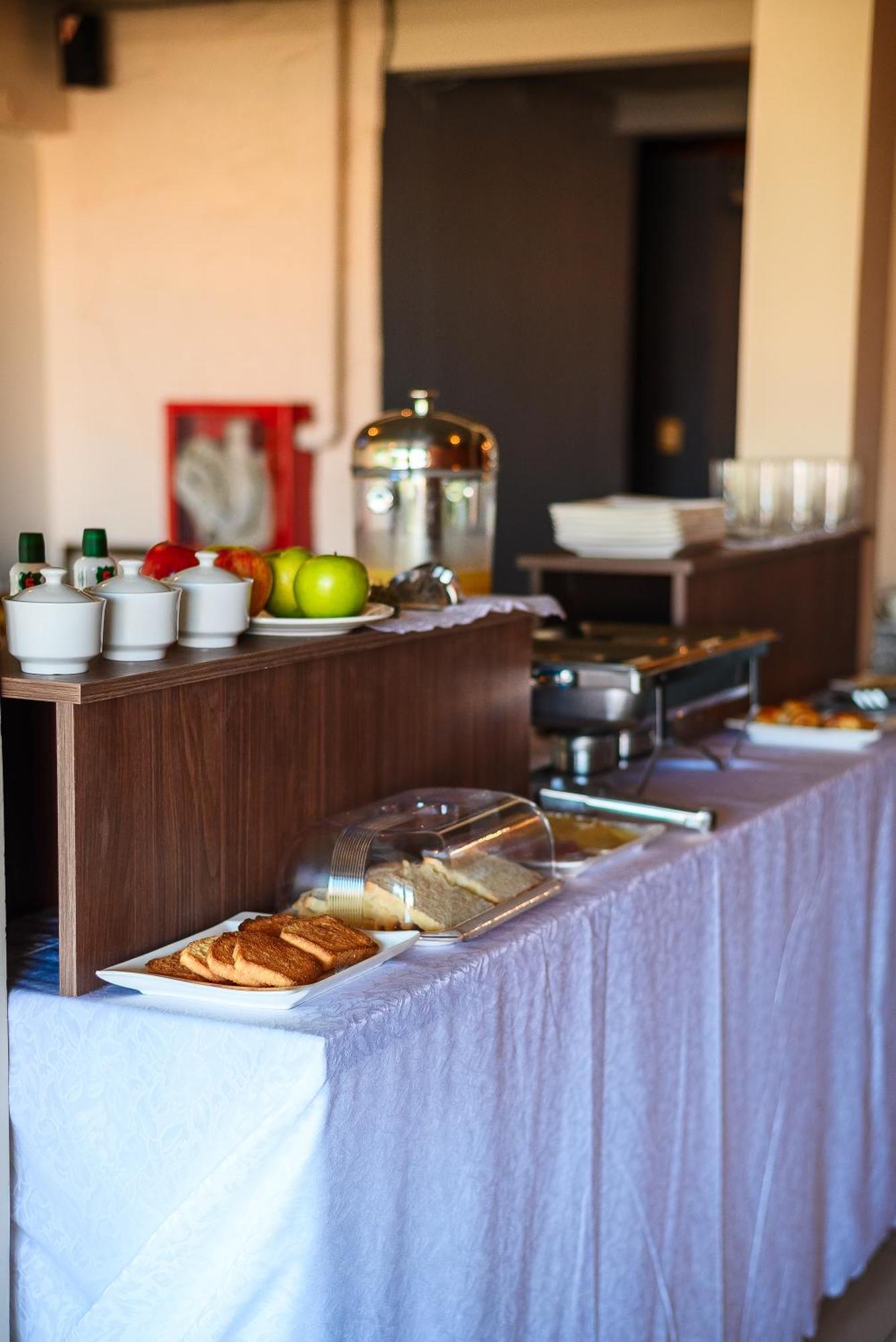 Hotel Renty Beach Encarnación Екстериор снимка