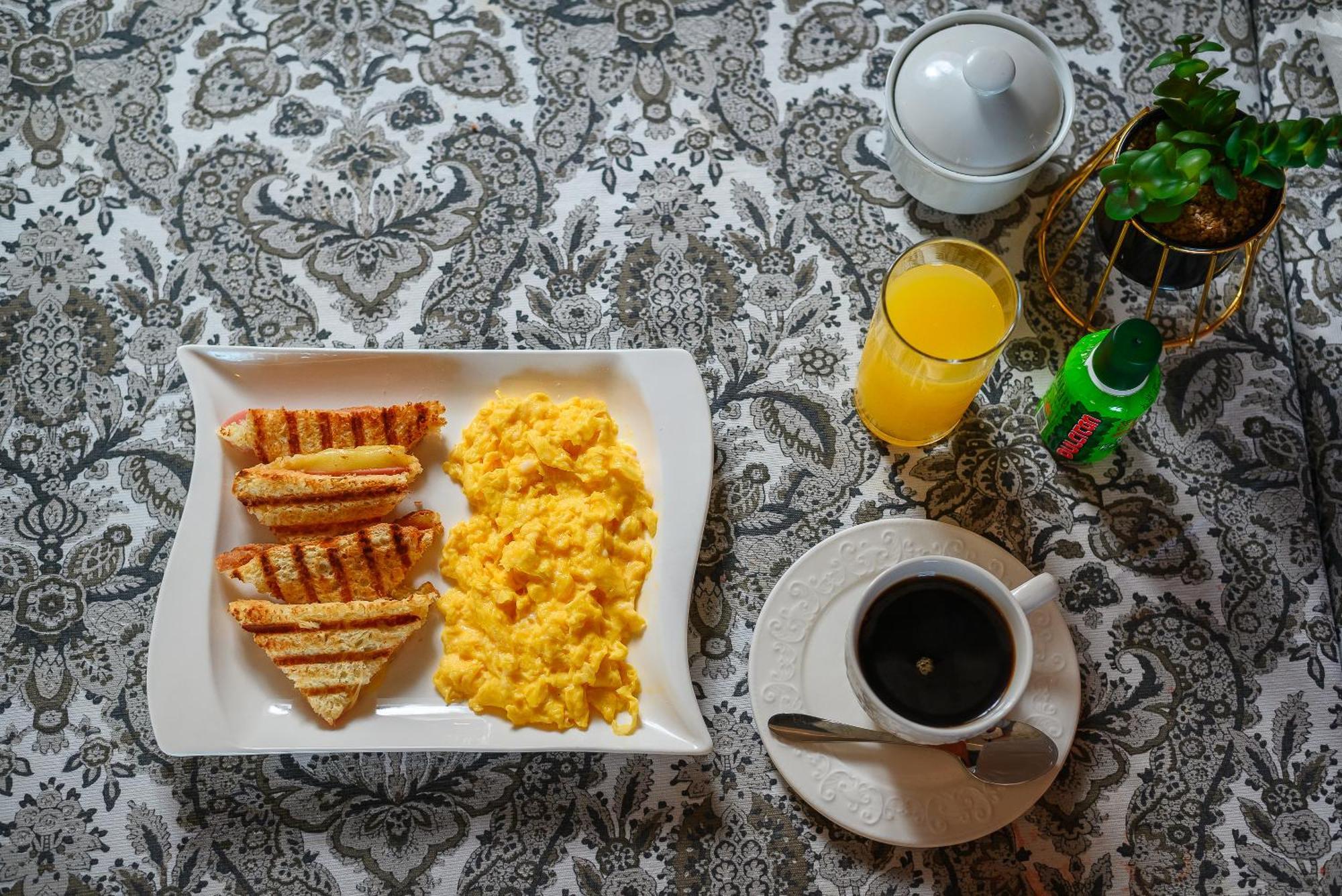Hotel Renty Beach Encarnación Екстериор снимка